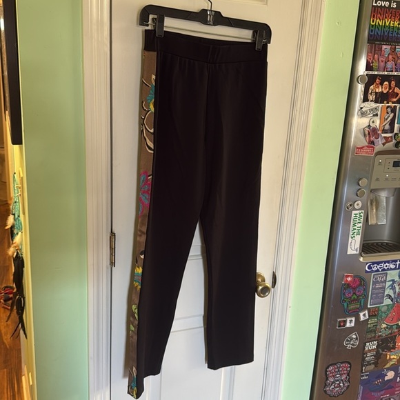 Kalabsha Black Straight Leg Ankle Ponte Pant with Tapestry Side Detail Size Med - Picture 3 of 6